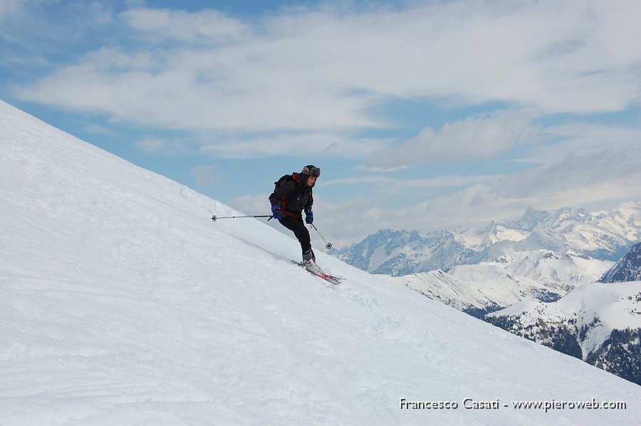 07 Scialpinista e Adamello.jpg